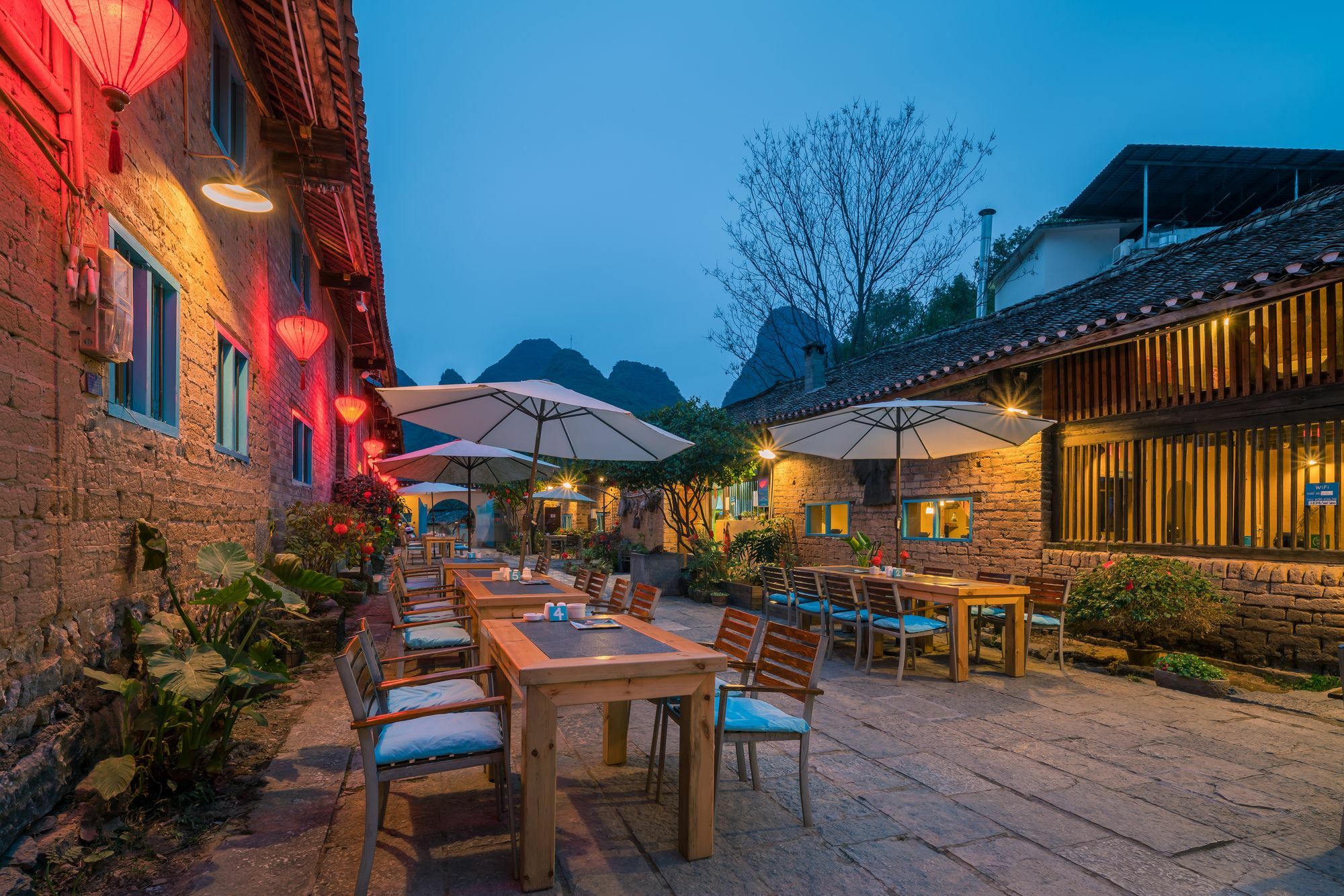 Hotel The Giggling Tree à Yangshuo Extérieur photo